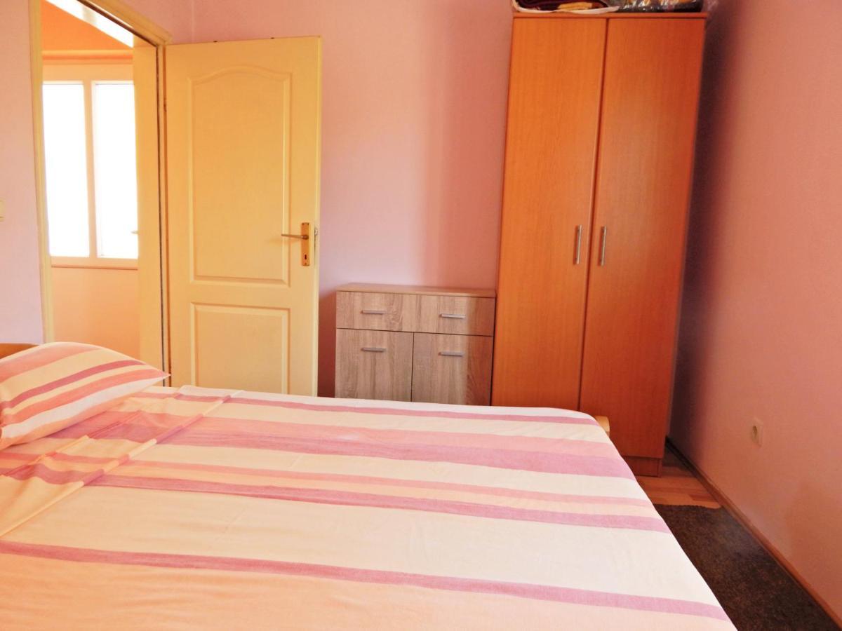 Apartmani Sindik Tivat Eksteriør billede